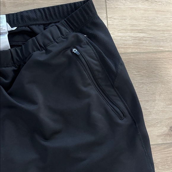 The North Face Black Joggers with Reflective Detail - Picture 3 of 7